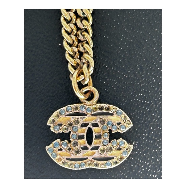 Authentic Chanel  Necklace - Picture 4 of 8